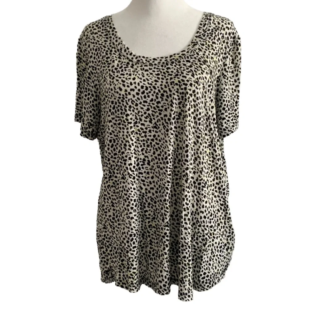 LIVERPOOL Women’s Black and White Animal Print Short Sleeve Blouse Top Size: XL